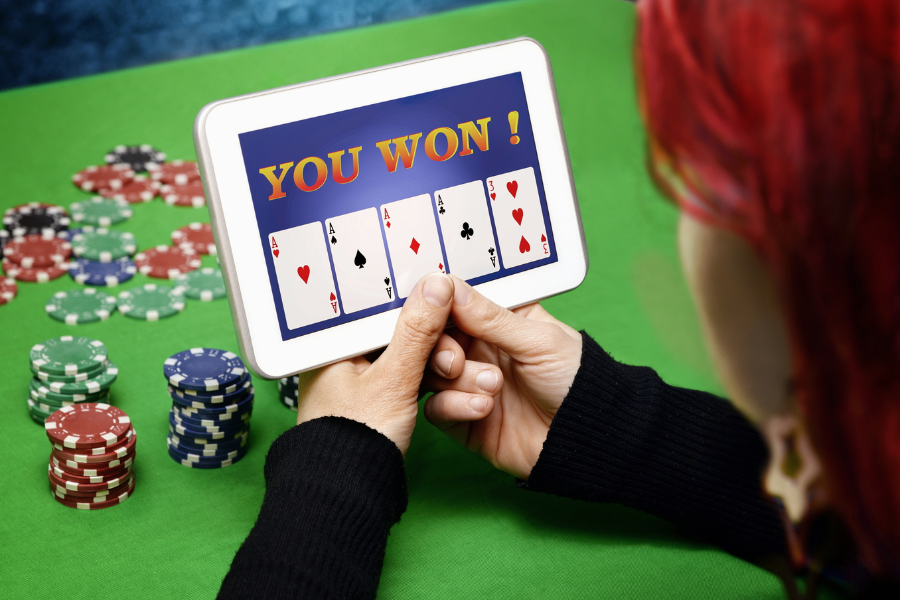 A person has won a card game in an online casino